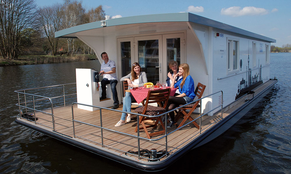 Houseboat holidays